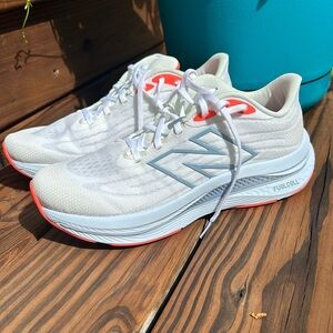 New Balance Fuel Cell Walker Elite size 9, women’s